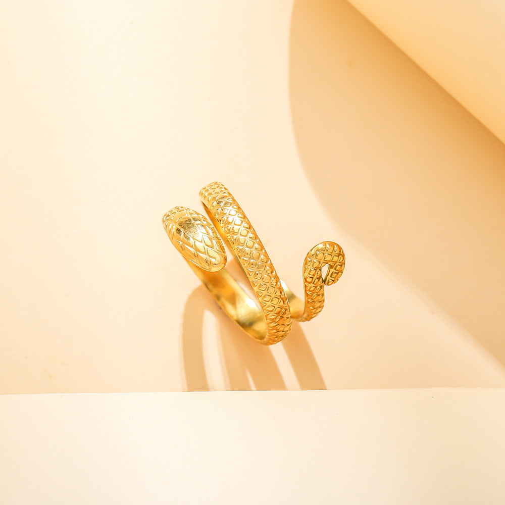 Stainless steel serpentine ring personality creative punk wind titanium steel finger ring hand